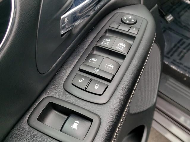 2016 Dodge Grand Caravan SXT Plus