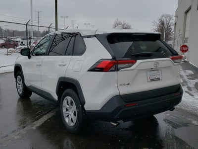 2025 Toyota RAV4 LE