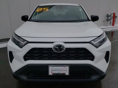 2025 Toyota RAV4 LE