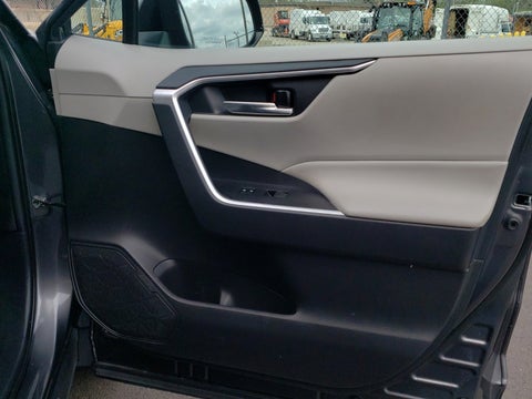 2021 Toyota RAV4 XLE in Waukegan, IL - Classic Cares