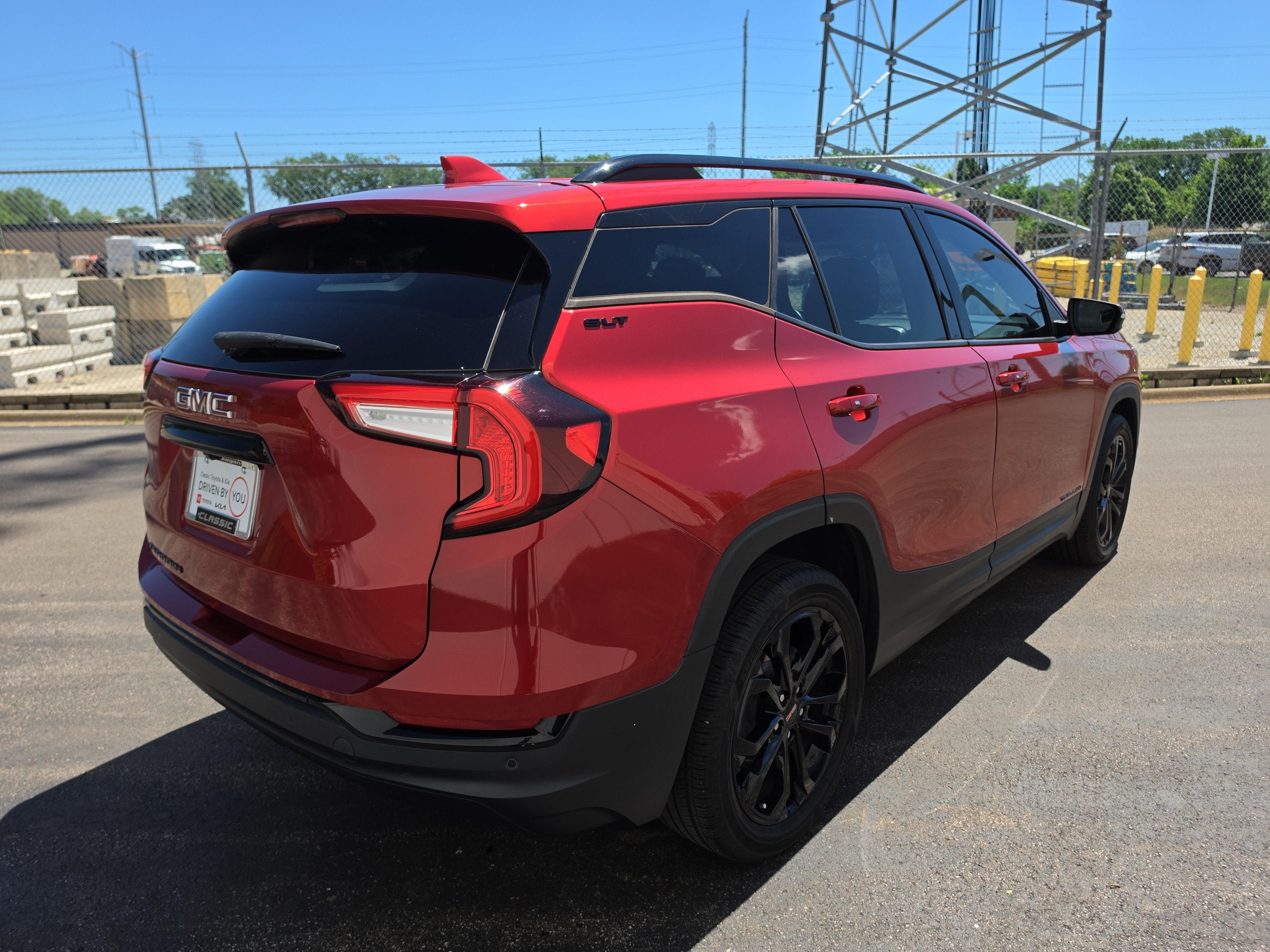 2022 GMC Terrain SLT