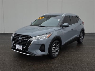 2022 Nissan Kicks SV