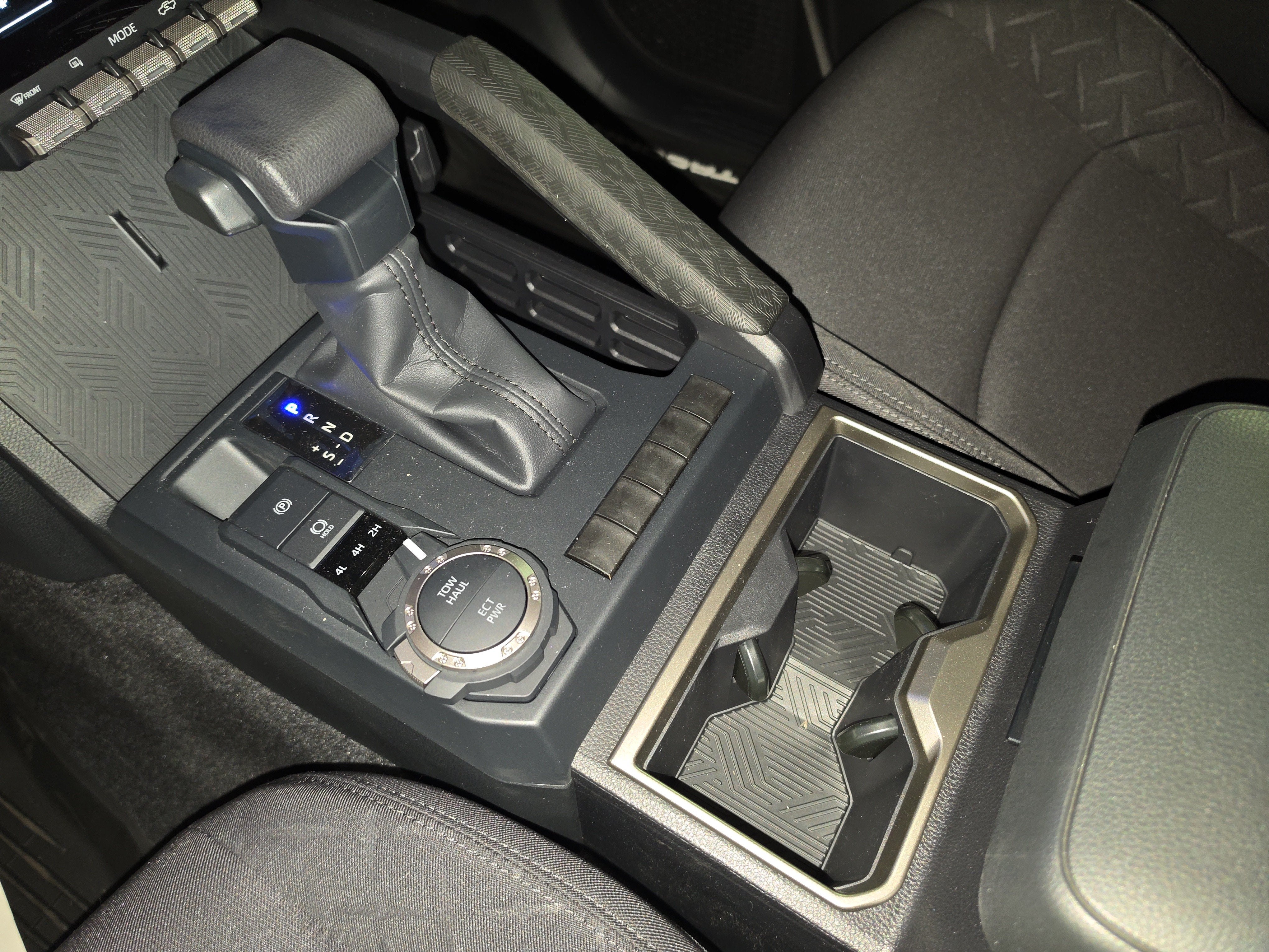 2026 Toyota Tacoma 4WD SR5
