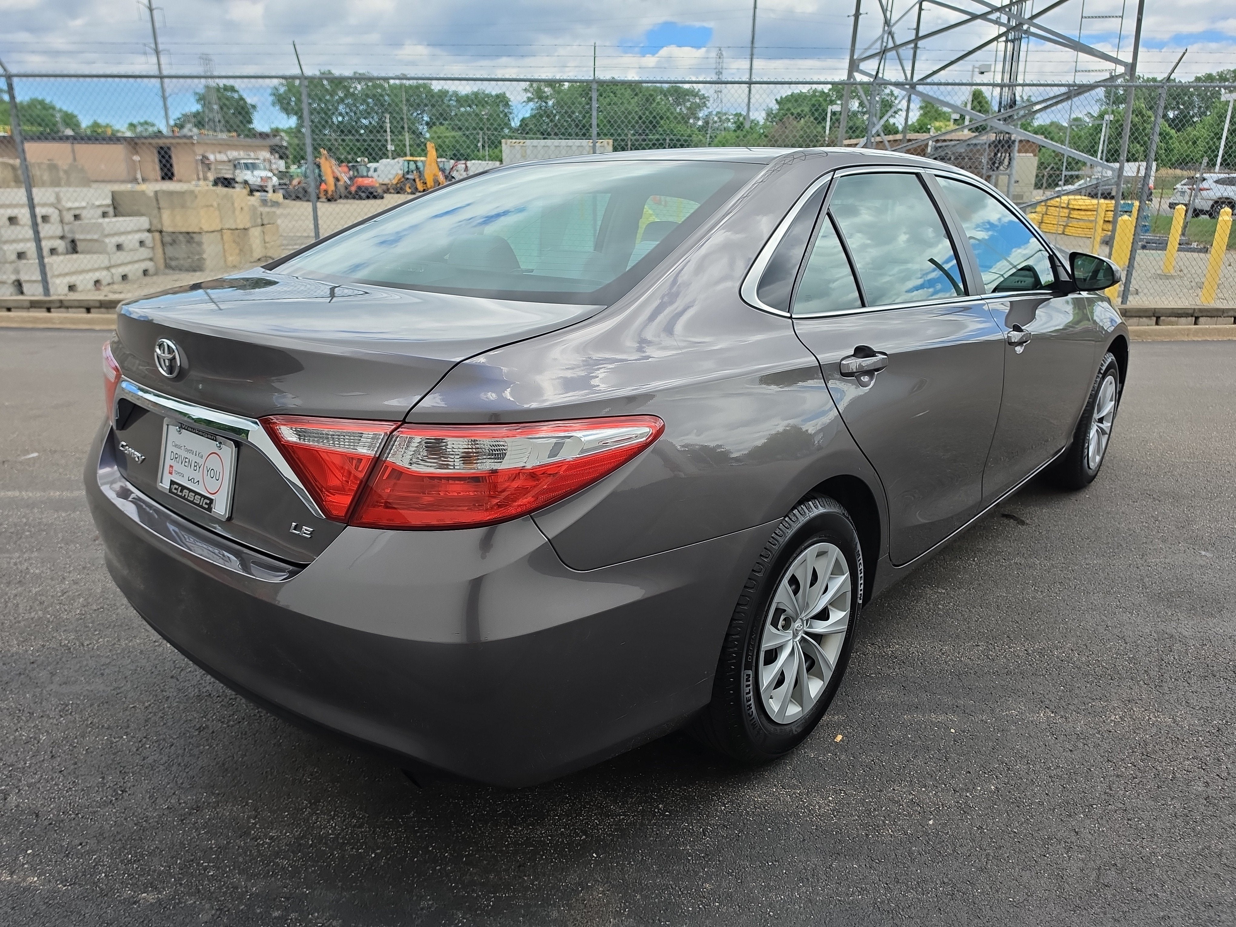 2017 Toyota Camry LE