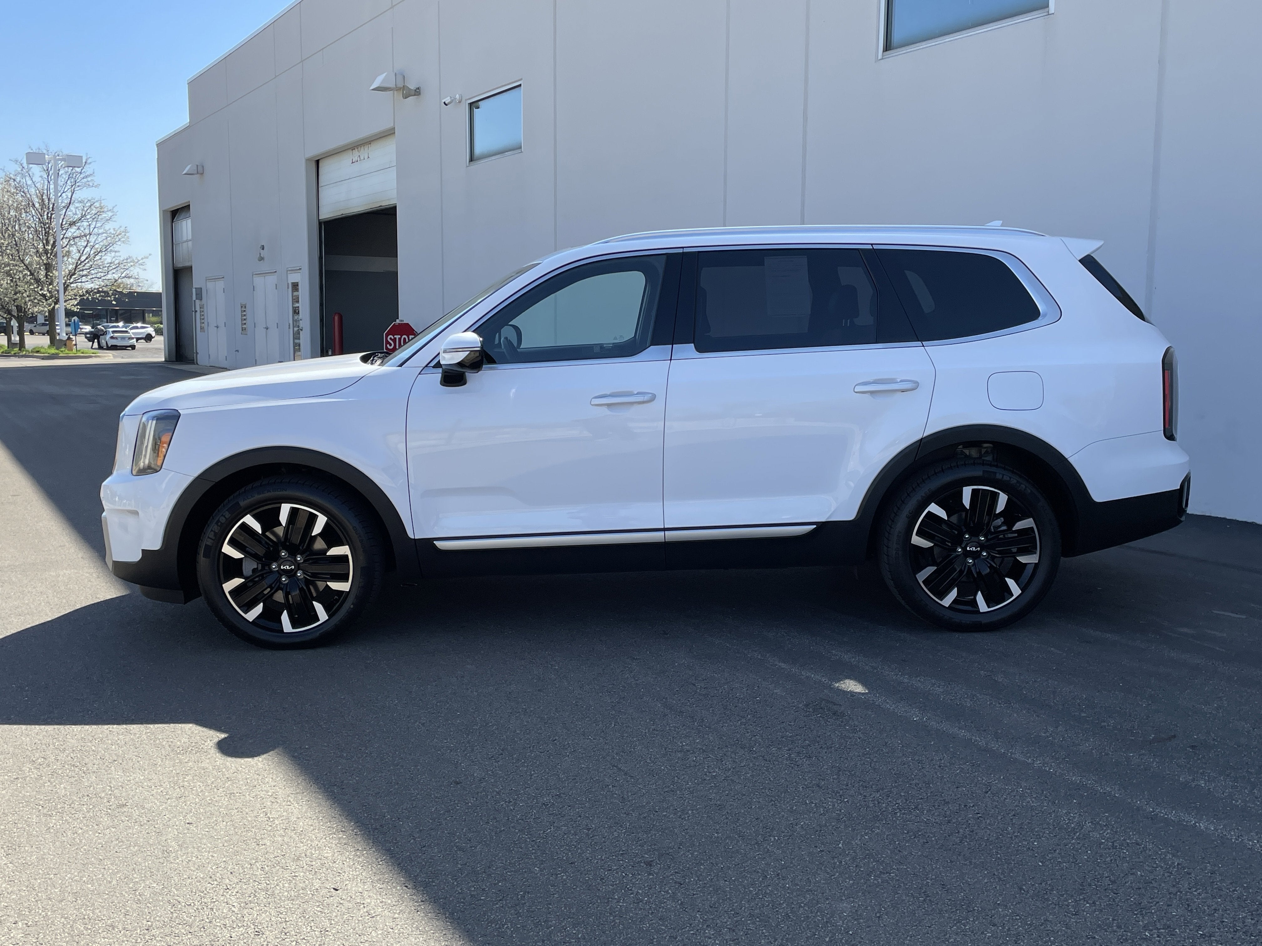 2023 Kia Telluride SX
