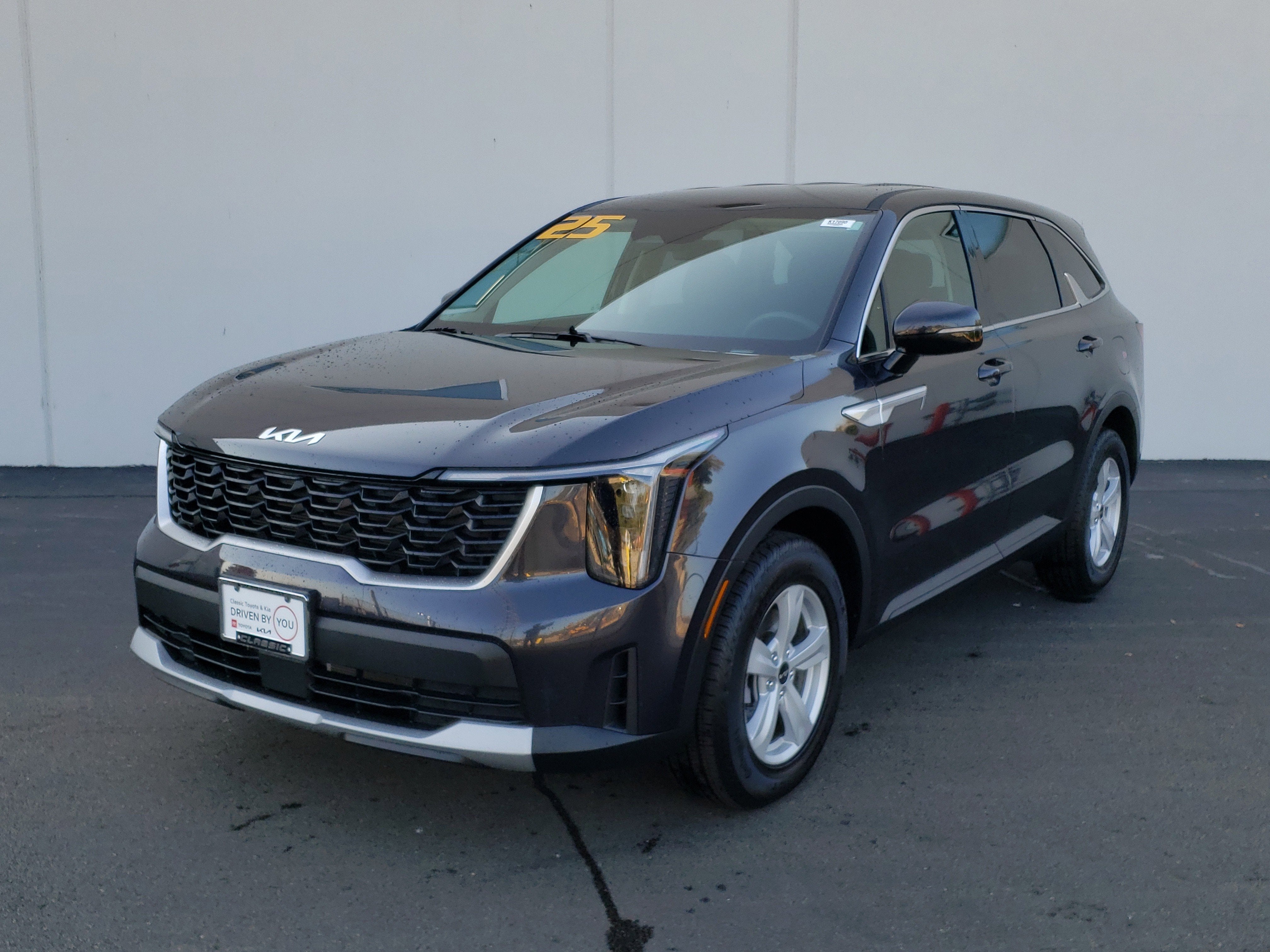 2025 Kia Sorento LX