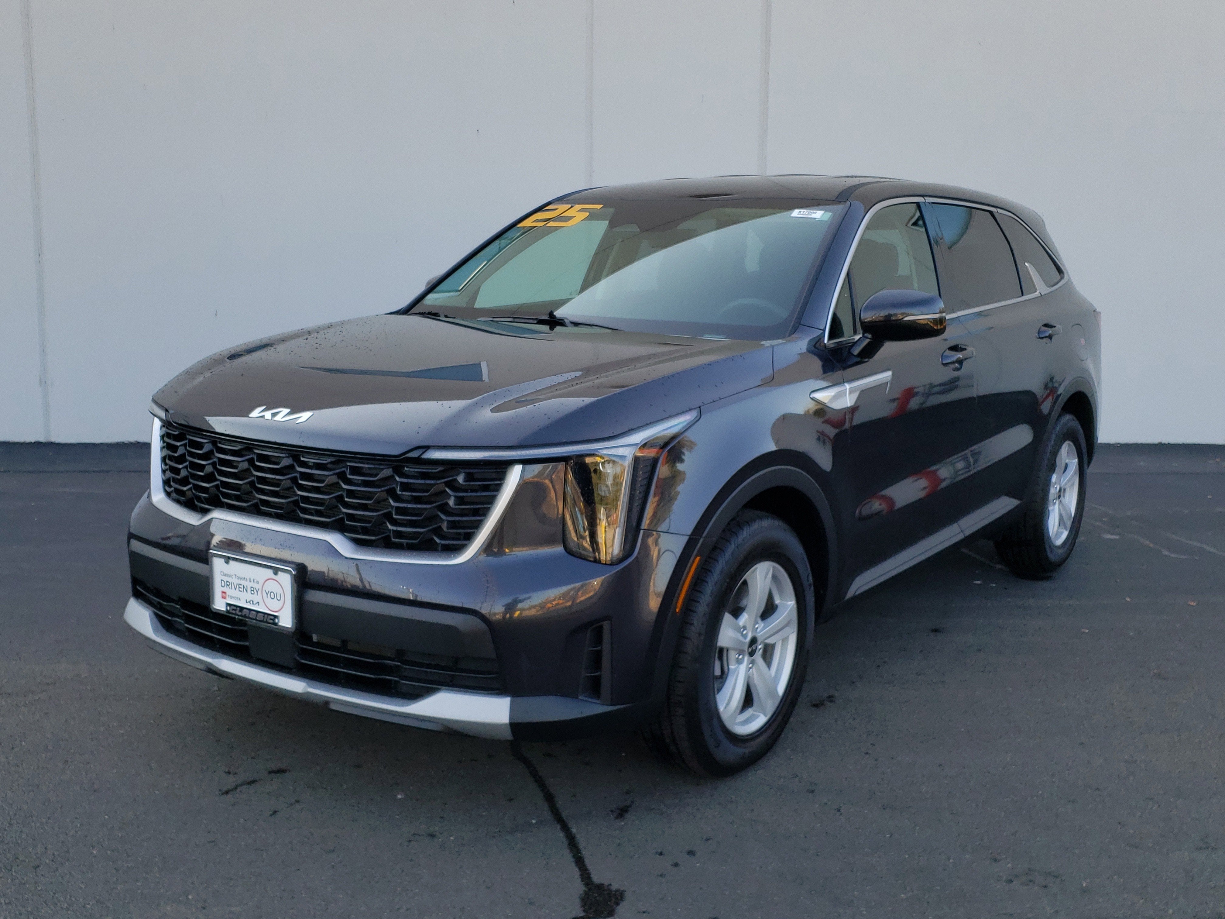 2025 Kia Sorento LX