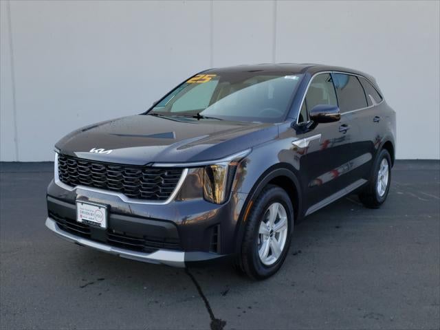 2025 Kia Sorento LX