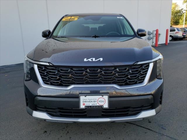 2025 Kia Sorento LX
