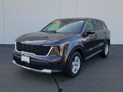 2025 Kia Sorento LX