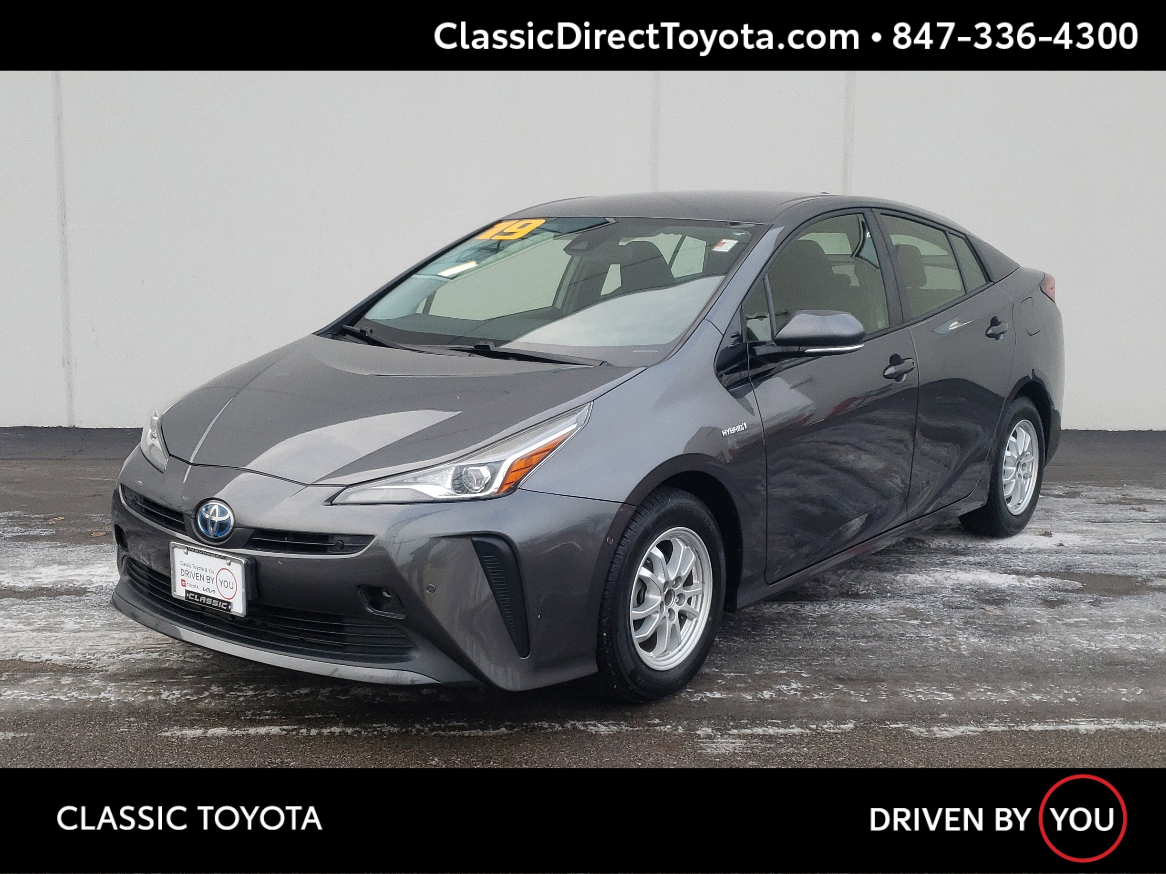 2019 Toyota Prius LE