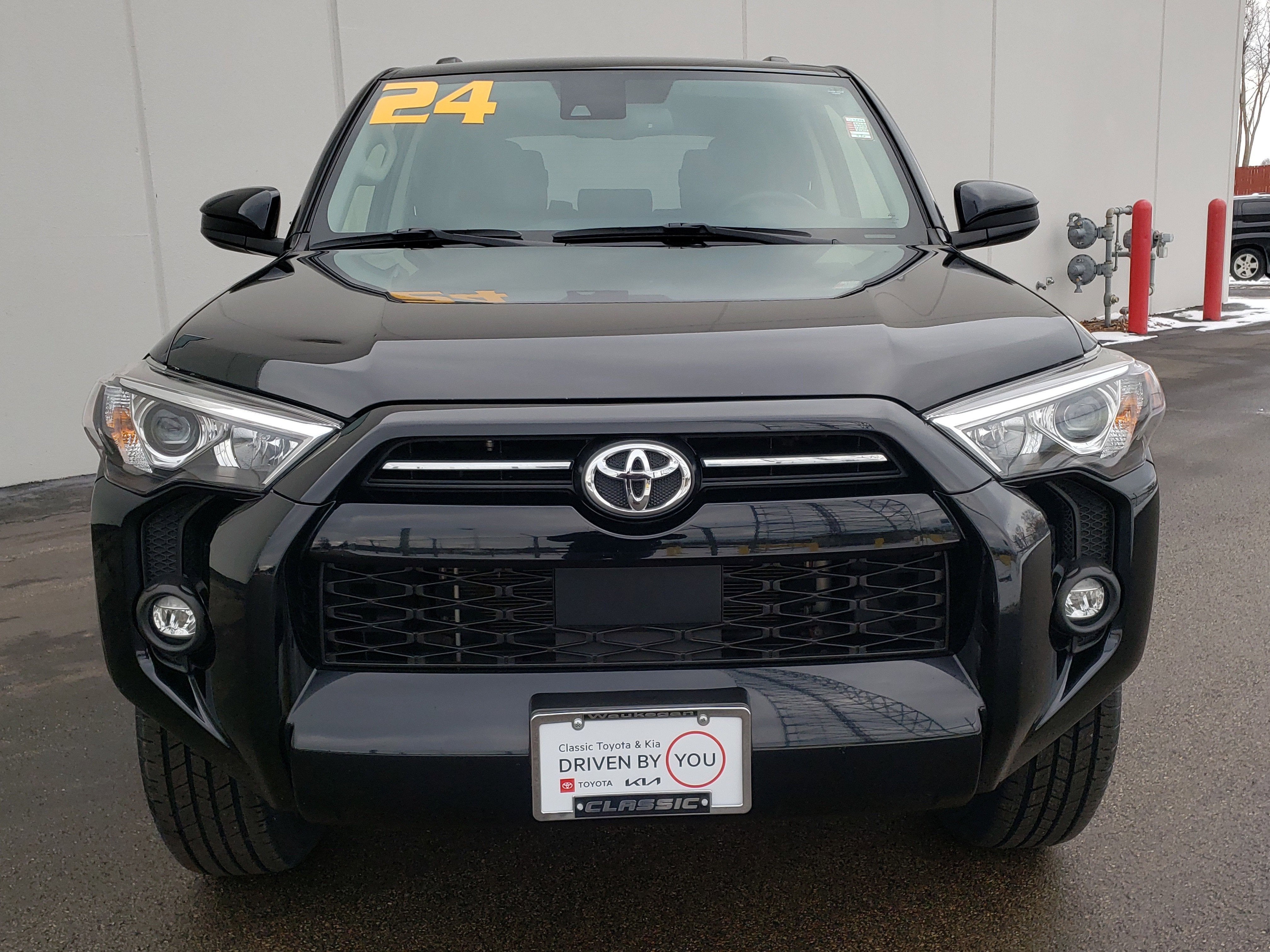 2024 Toyota 4Runner SR5