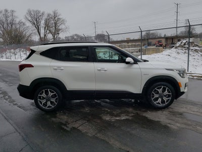 2022 Kia Seltos EX