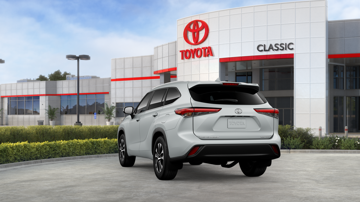 2026 Toyota Highlander XLE