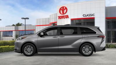 2026 Toyota Sienna LE