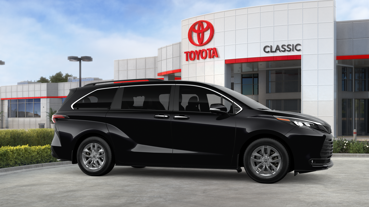 2026 Toyota Sienna XLE