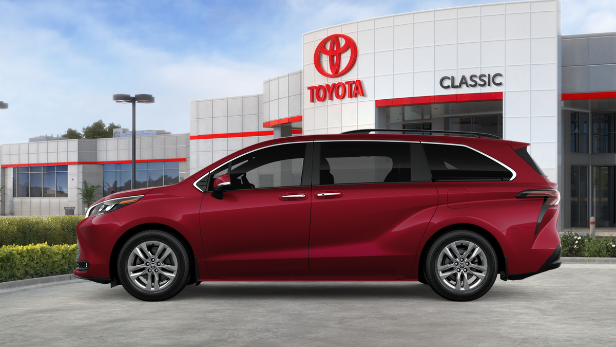 2026 Toyota Sienna XLE