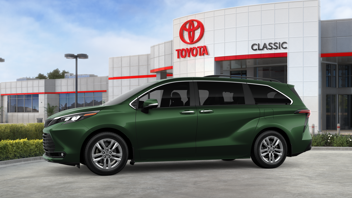 2026 Toyota Sienna XLE