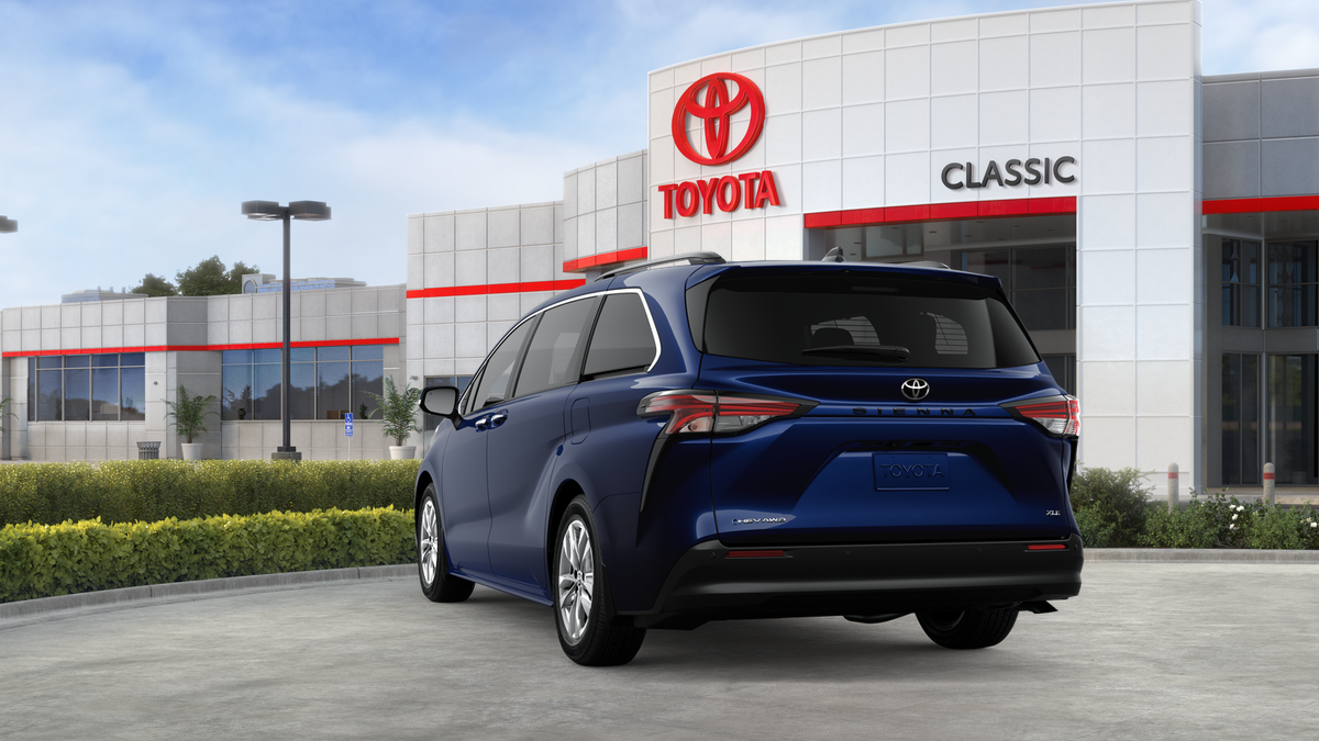 2026 Toyota Sienna XLE