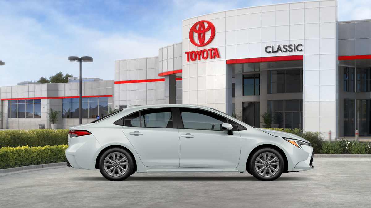 2026 Toyota Corolla Hybrid LE