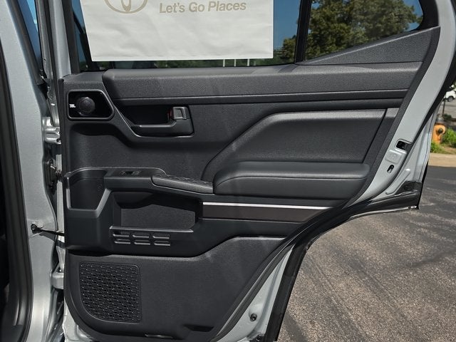 2026 Toyota 4Runner i-FORCE MAX 4Runner TRD Off-Road Premium