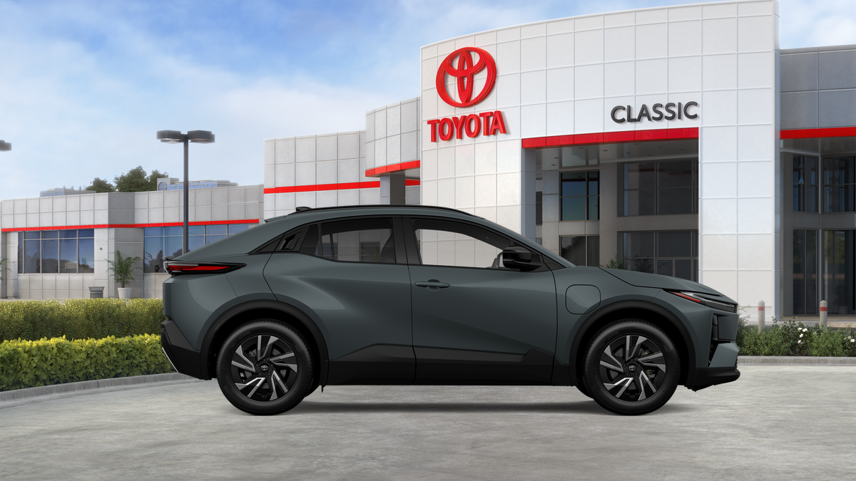 2026 Toyota C-HR SE