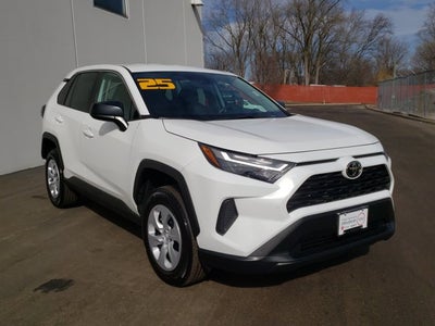 2025 Toyota RAV4 LE
