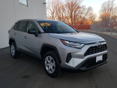 2025 Toyota RAV4 LE