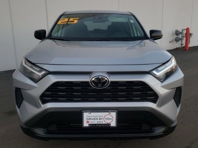 2025 Toyota RAV4 LE