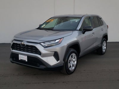 2025 Toyota RAV4 LE