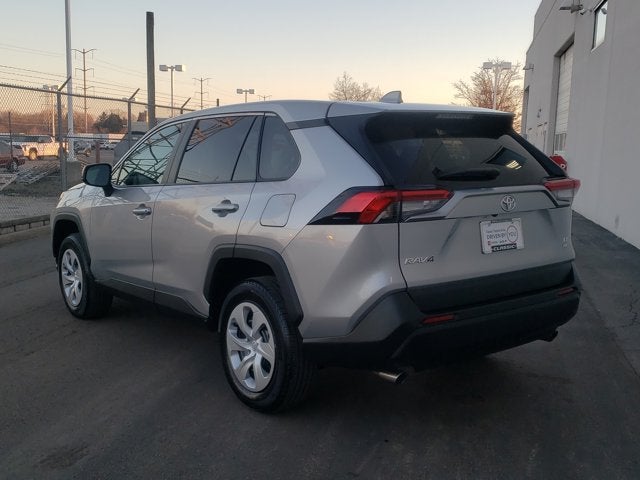 2025 Toyota RAV4 LE