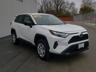 2025 Toyota RAV4 LE
