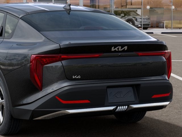 2026 Kia K4 BLACK
