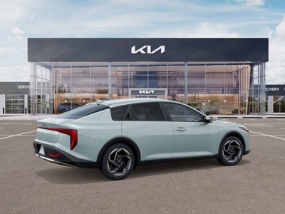 2026 Kia K4 BLACK
