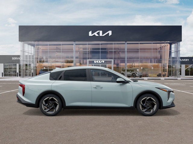 2026 Kia K4 BLACK