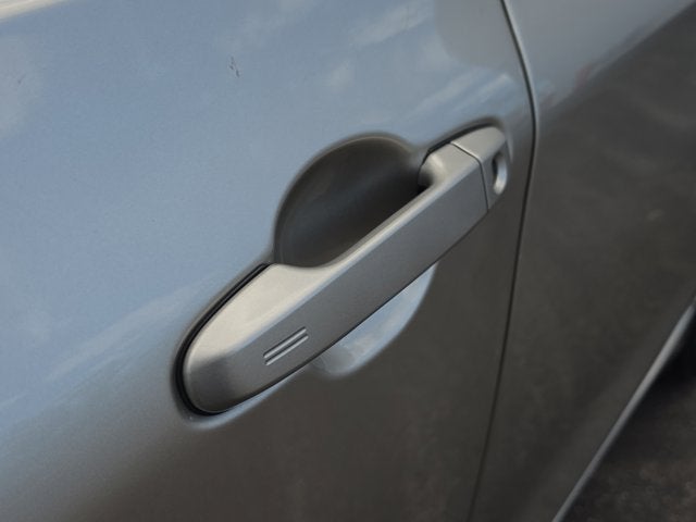 2016 Toyota Camry Hybrid LE