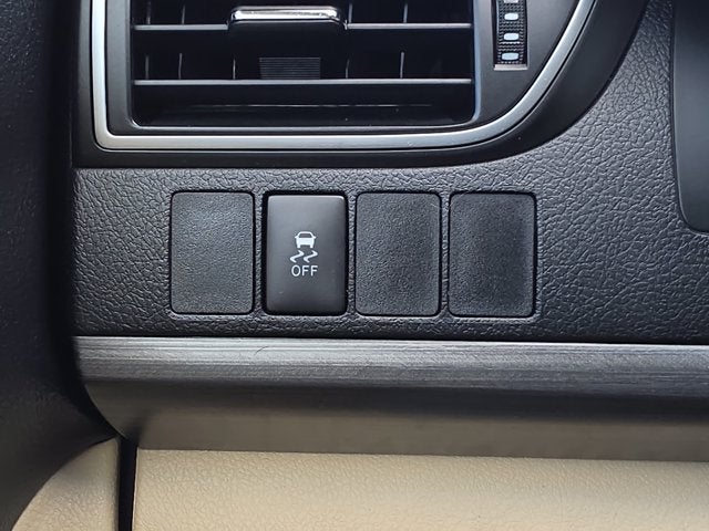 2016 Toyota Camry Hybrid LE