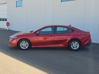 2025 Toyota Camry LE