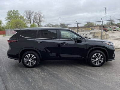 2024 Toyota Highlander Base