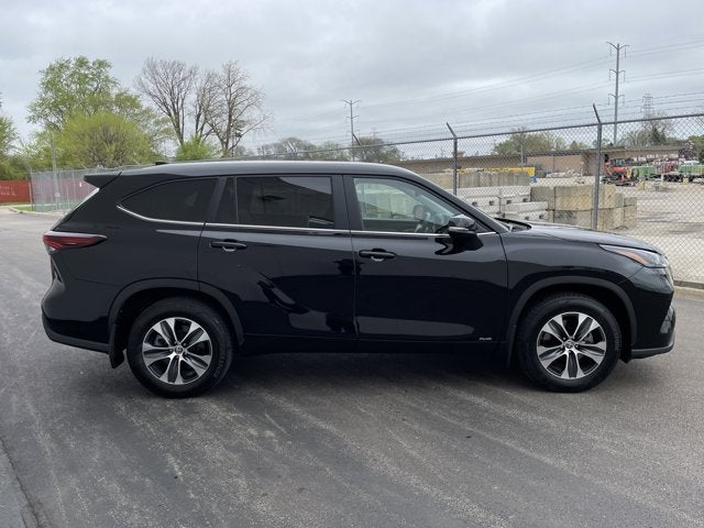 2024 Toyota Highlander Base