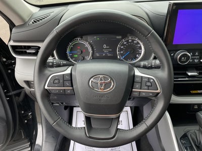 2024 Toyota Highlander Base