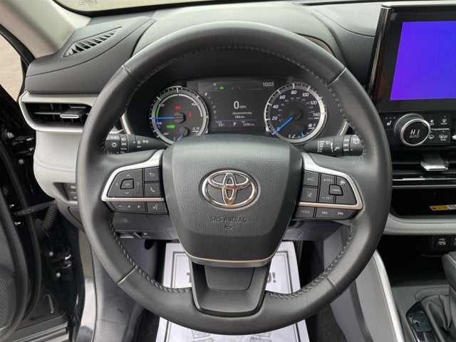 2024 Toyota Highlander Base