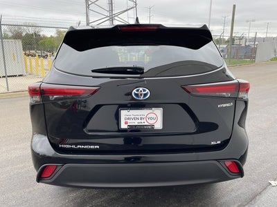 2024 Toyota Highlander Base