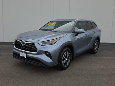 2023 Toyota Highlander Hybrid XLE