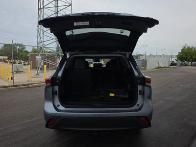 2023 Toyota Highlander Hybrid XLE