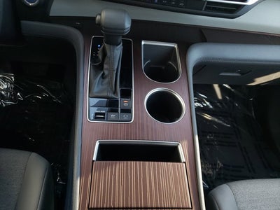 2024 Toyota Sienna LE