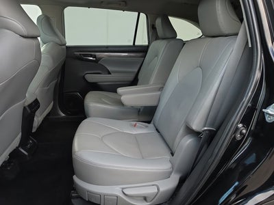2023 Toyota Highlander Hybrid Limited