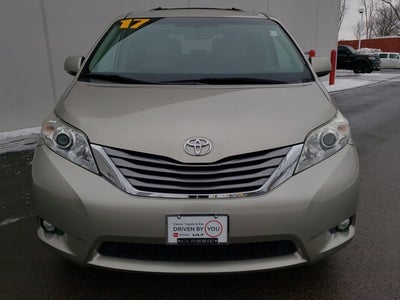 2017 Toyota Sienna XLE