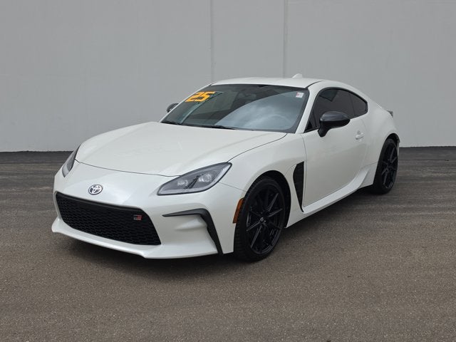 2025 Toyota GR86 Premium