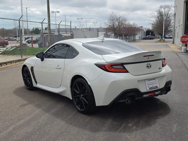 2025 Toyota GR86 Premium